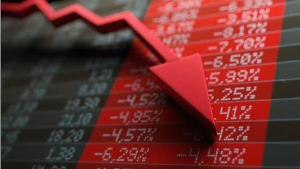 HUL Share Price vs Bajaj Auto Share Price: FMCG Stability or Auto Growth – Which Stock Wins?